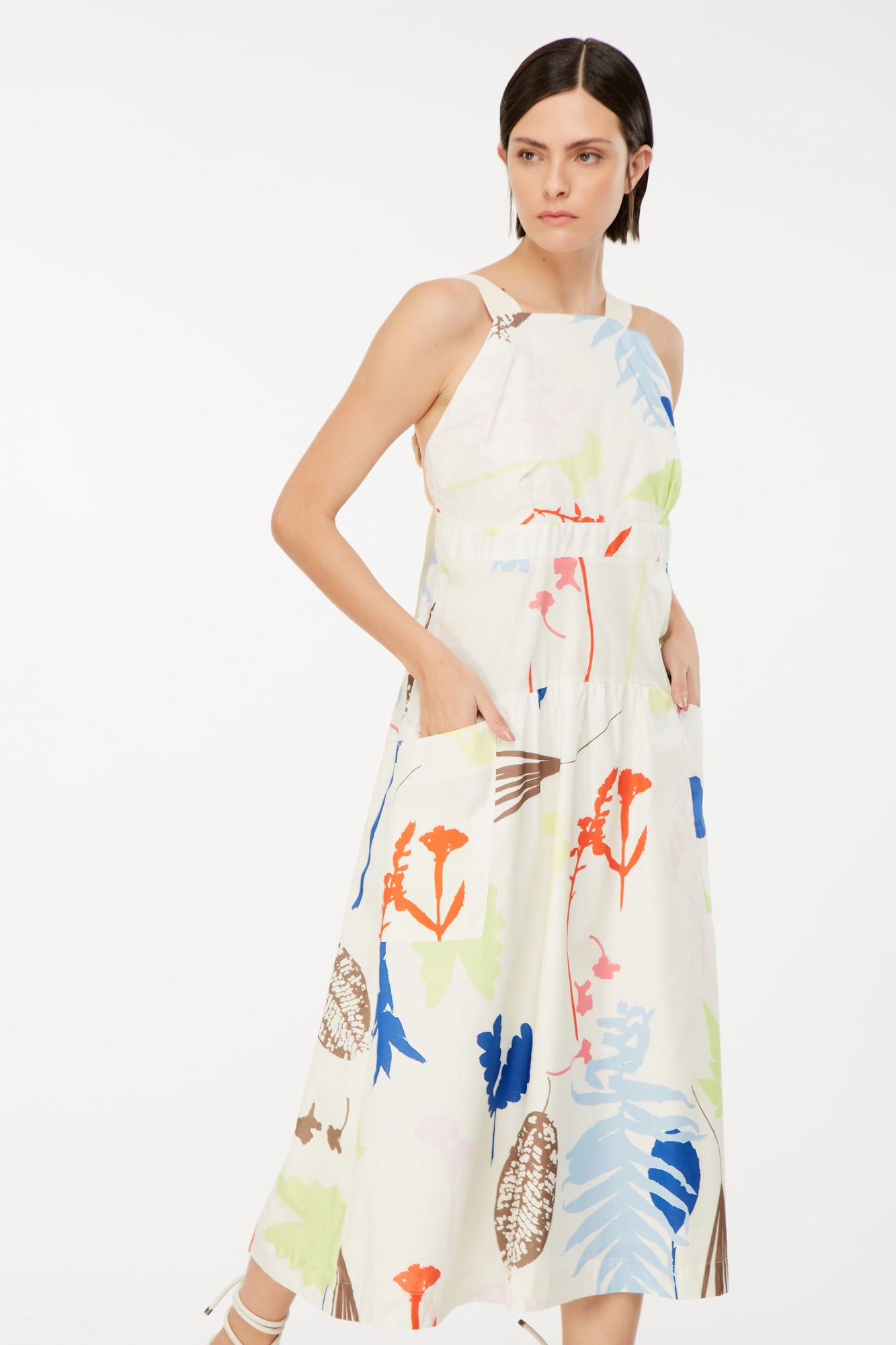 Vestido Jardineira Folhagem Memorias Cru