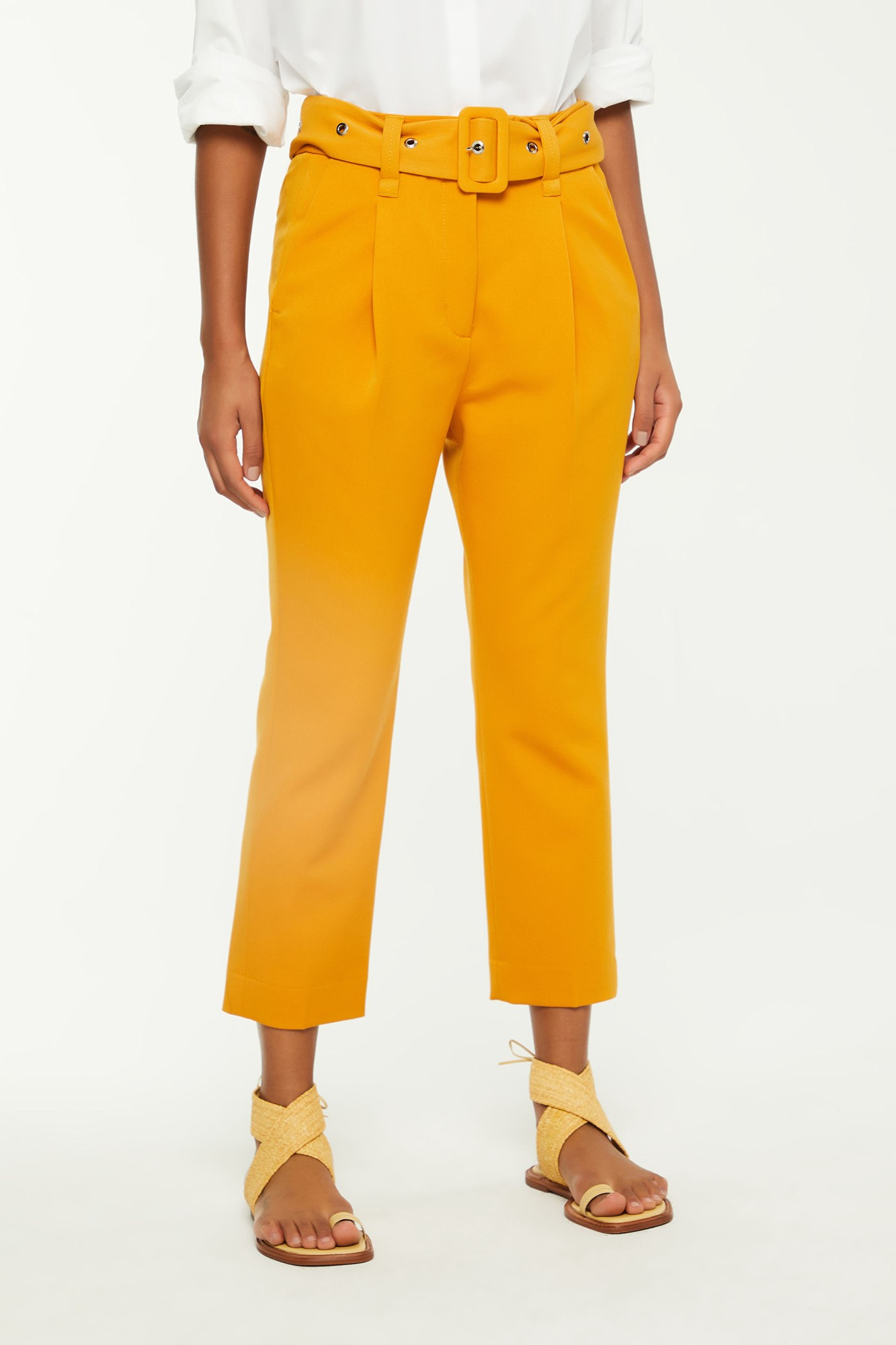 Calça De Alfaiataria Com Pregas e Fivela Forrada Amarelo