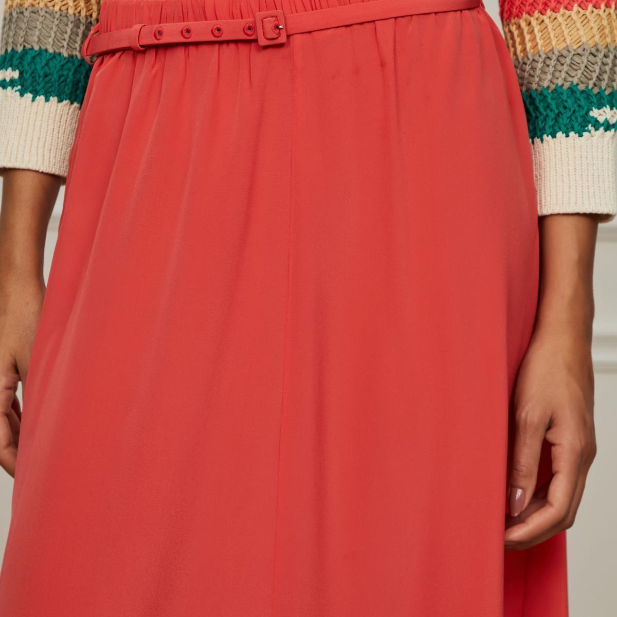 Saia De Seda Midi Godê Coral Com Cinto Saia De Seda Midi Godê Coral Com Cinto