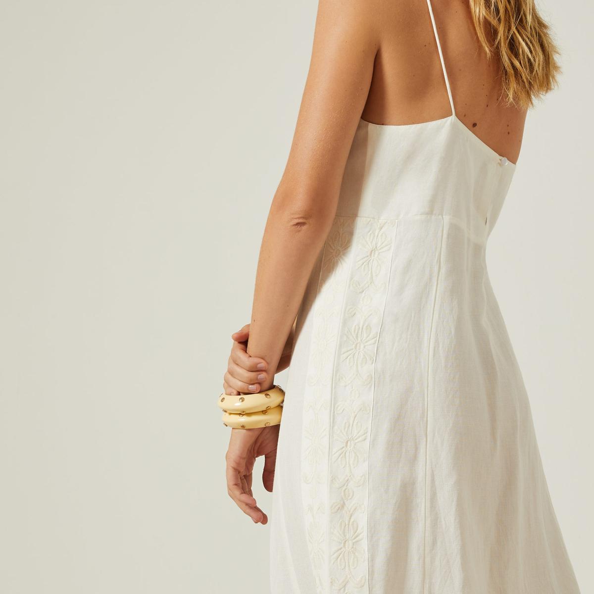 Vestido Midi Bordado Quadrado