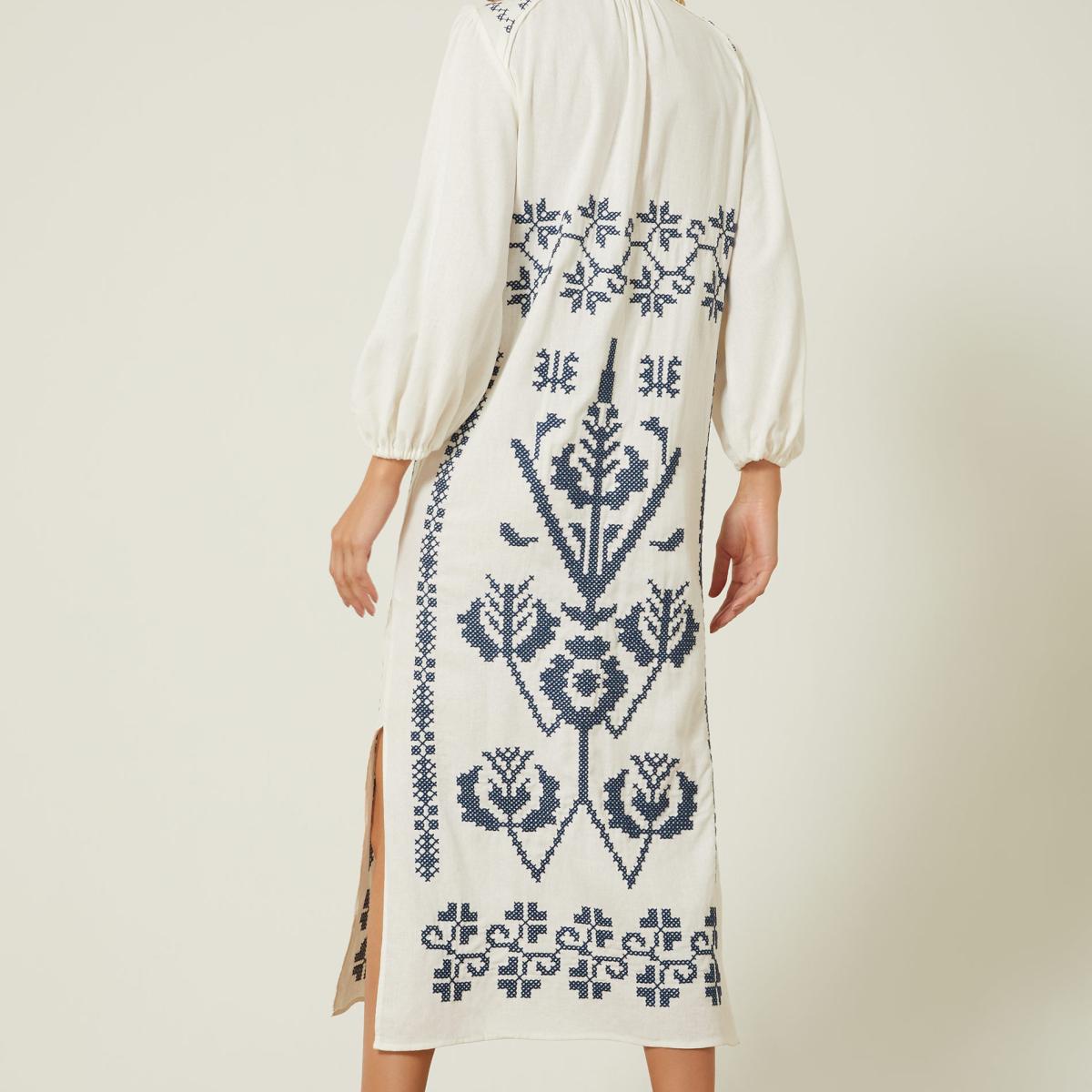 Vestido Midi Bordado Vitrine
