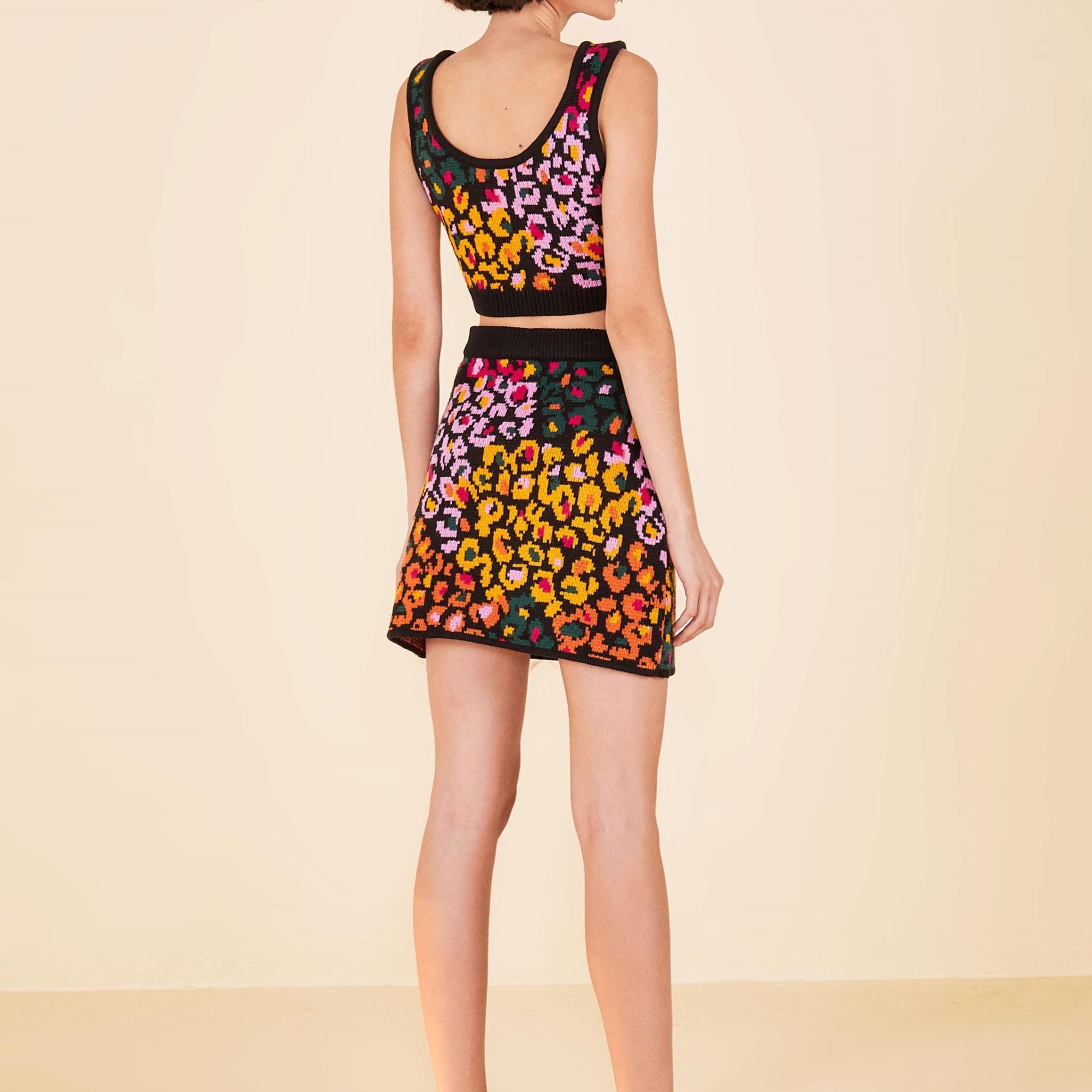 Top Tricot Estampado Oncinha Flor De Banana