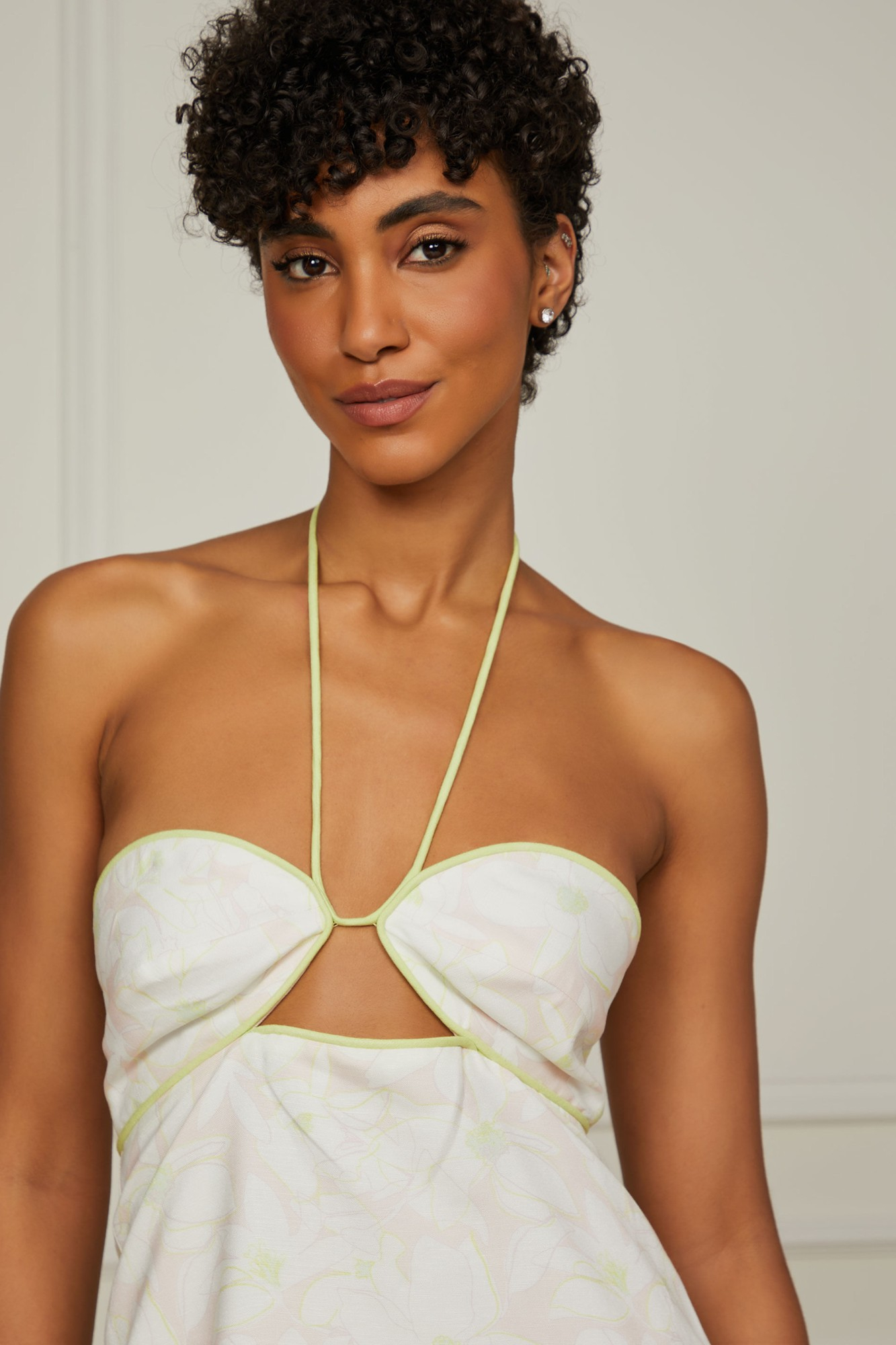 Vestido De Linho Midi Floral Busto Vivado
