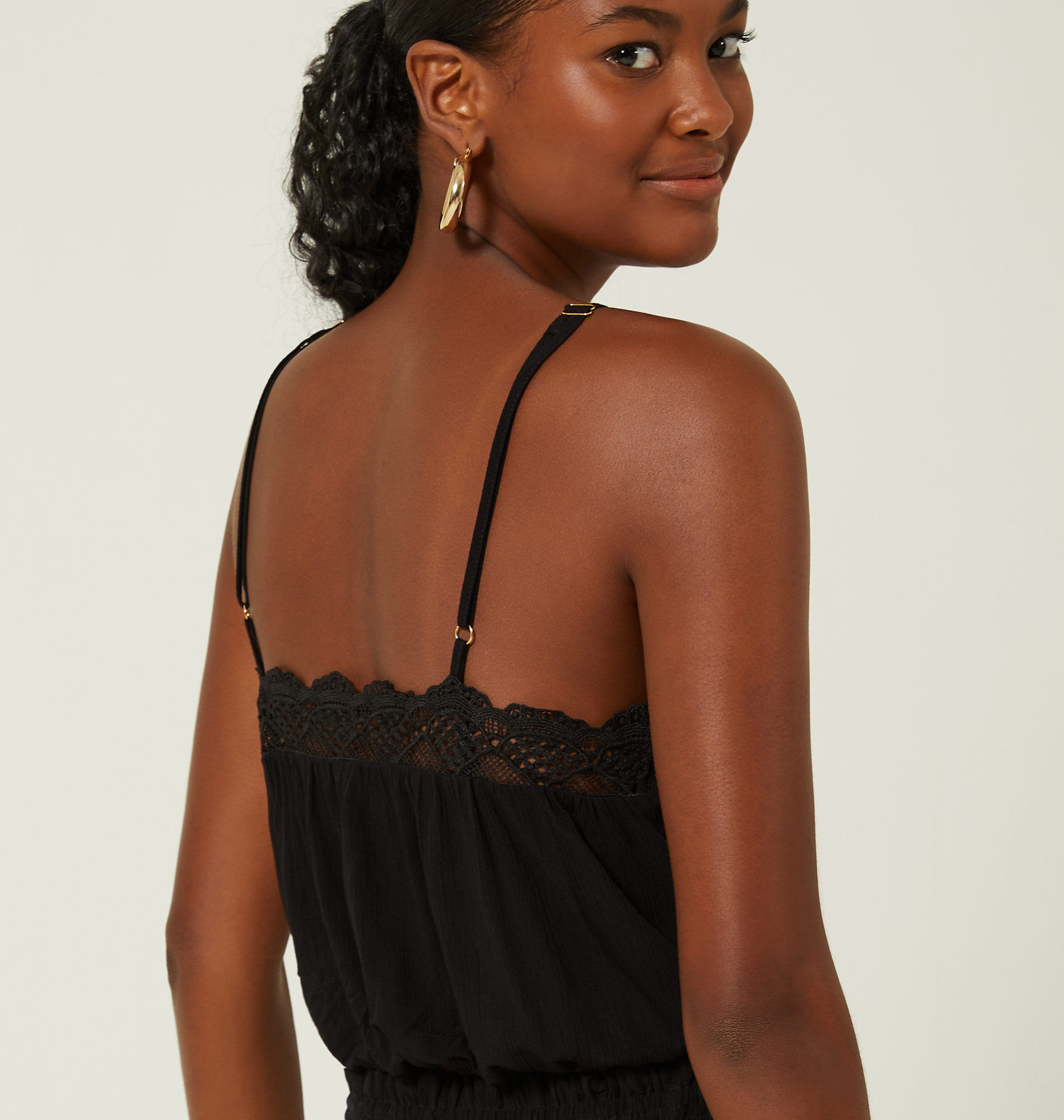 Blusa Decote Renda