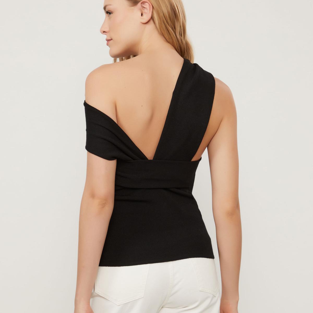 Blusa De Tricot Preta Com Torcao No Bust Blusa De Tricot Preta Com Torcao No Bust