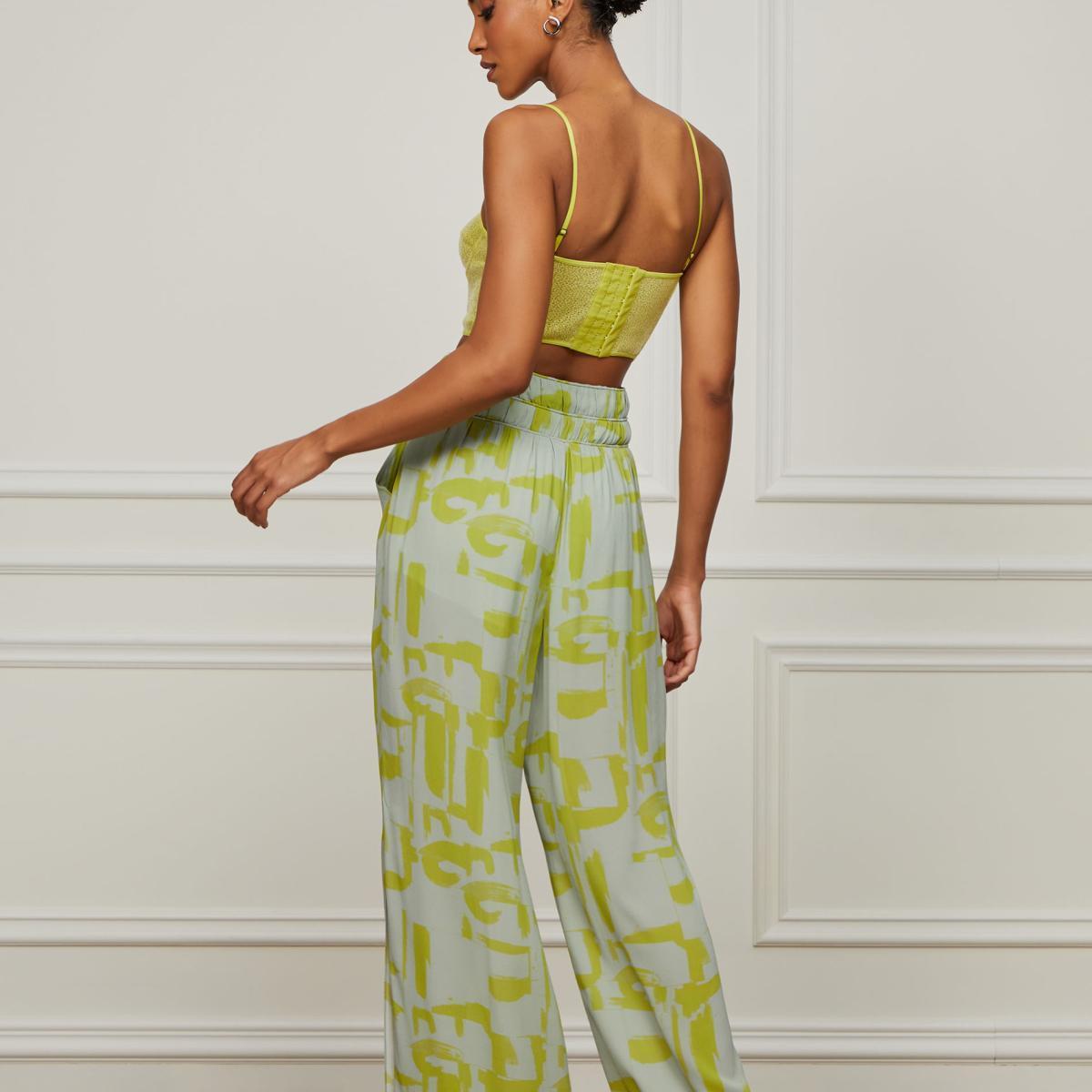 Calça De Georgette Pesado Pantalona Com Fenda Estampada