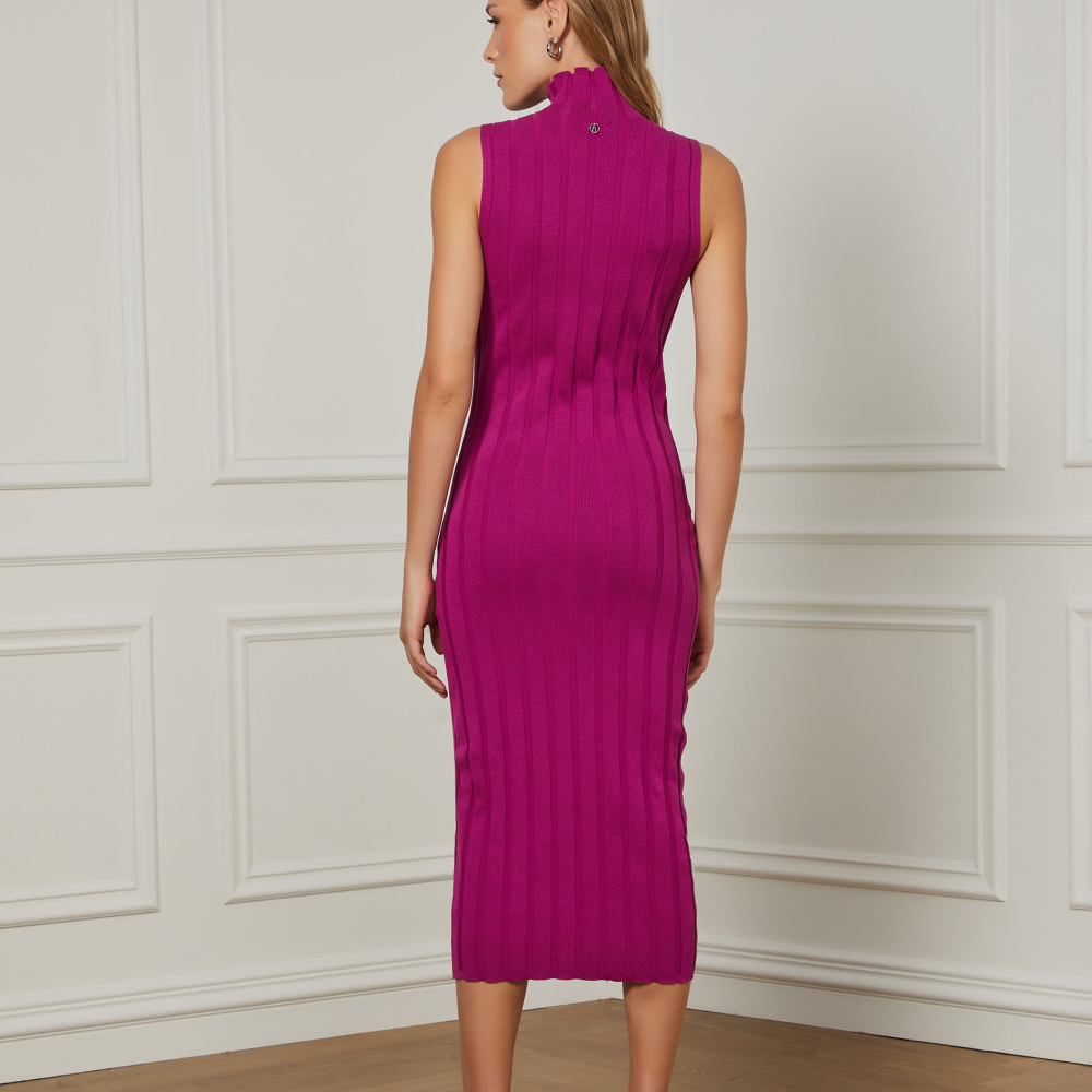 Vestido De Tricot Midi Sem Manga