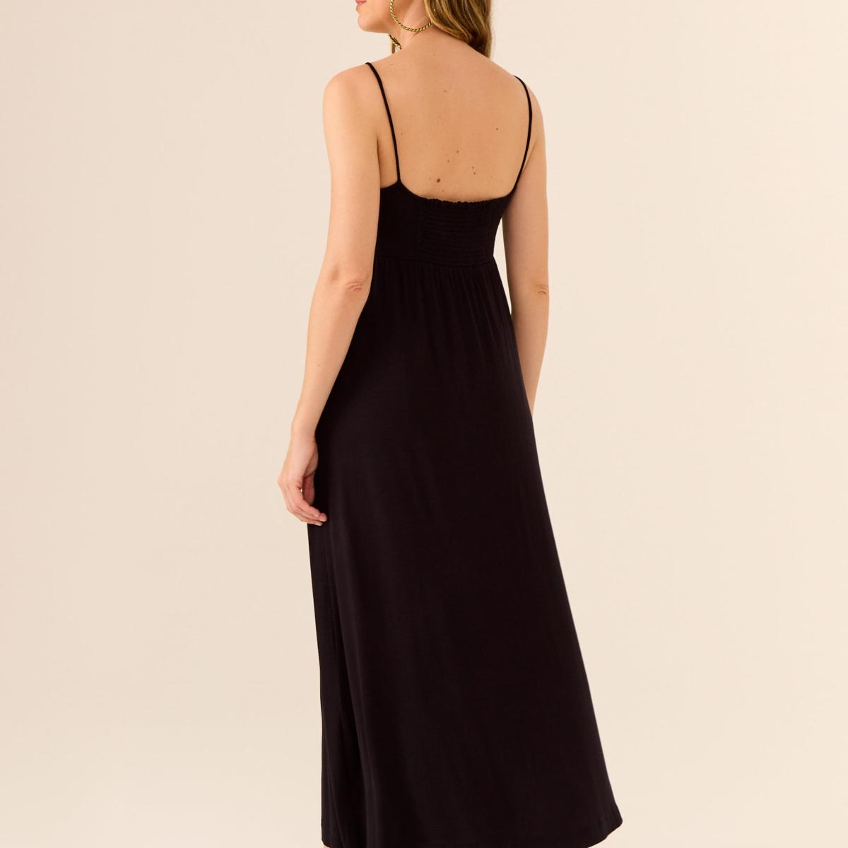 Vestido Midi Pesponto Tacha Decote