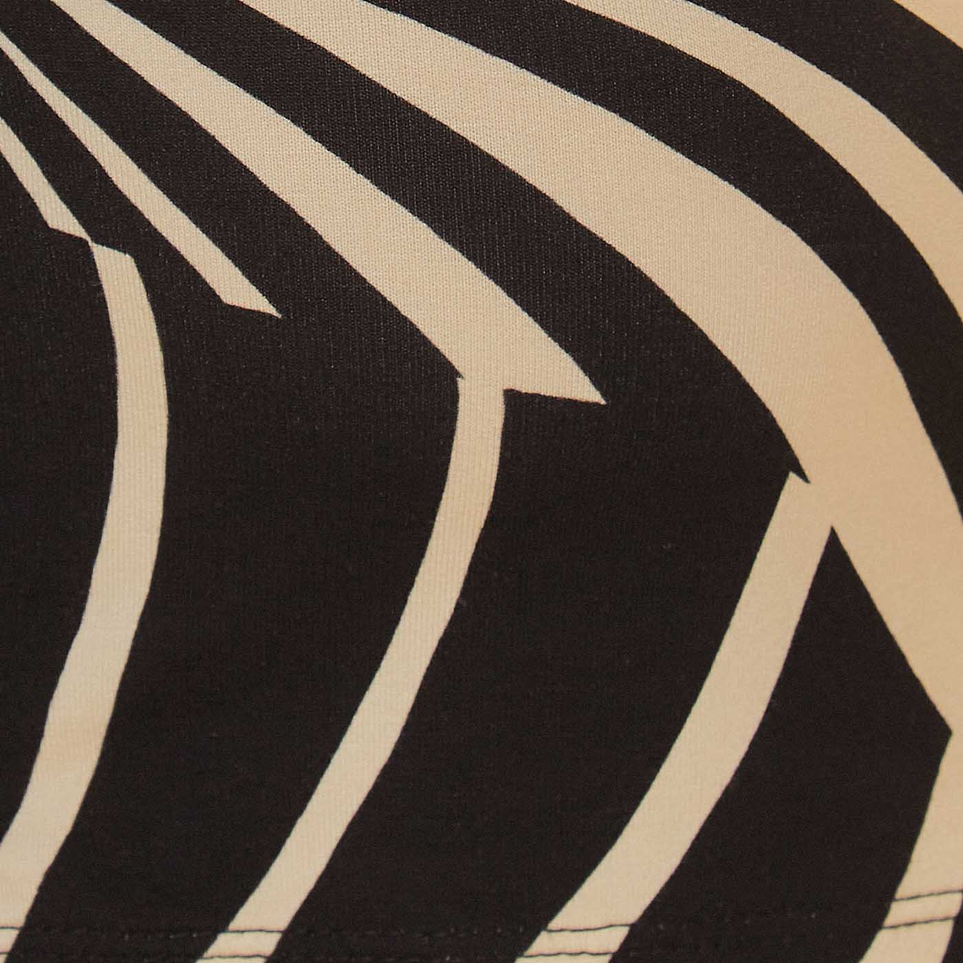 Blusa Retilínea Estampada Coqueiro Gráfico