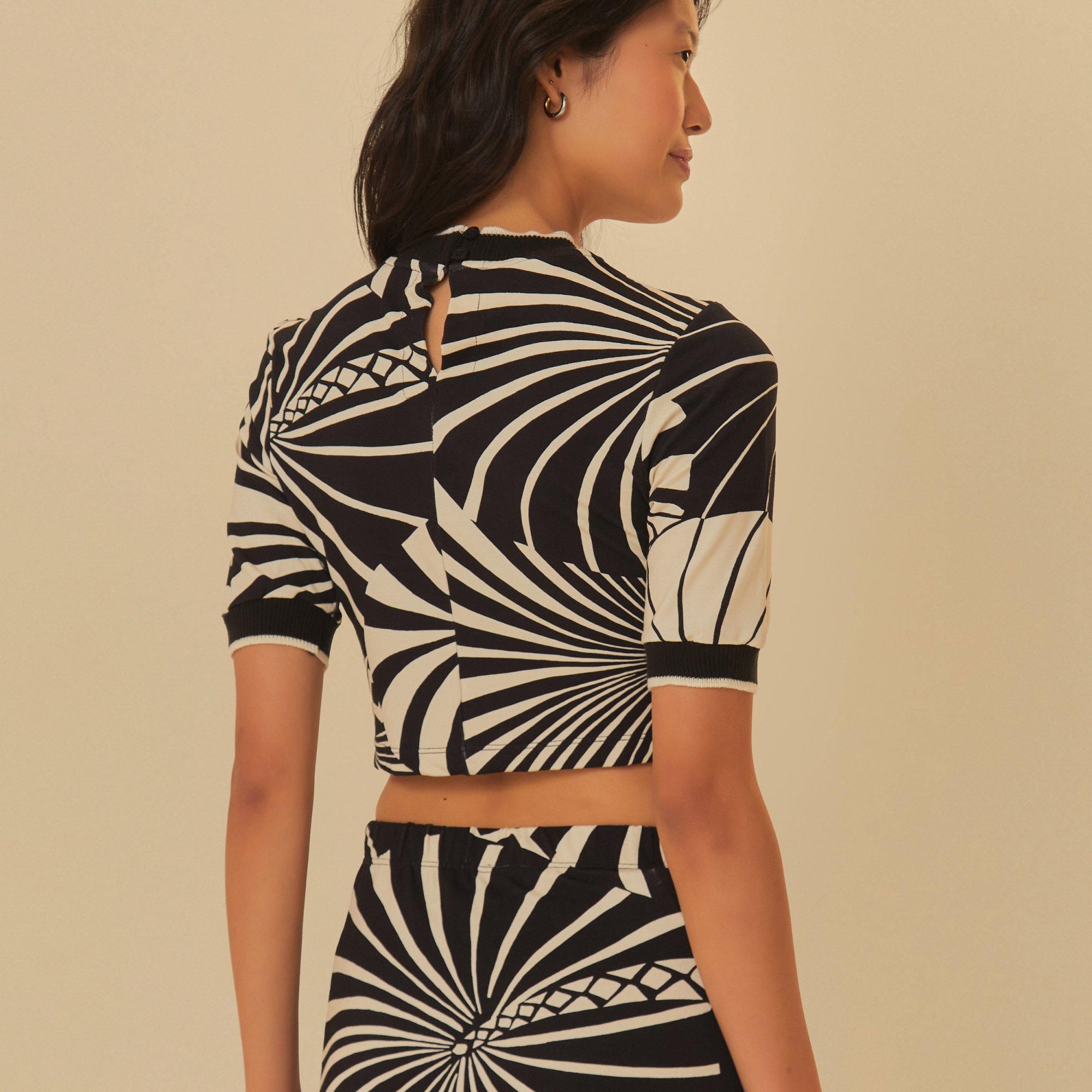 Blusa Retilínea Estampada Coqueiro Gráfico