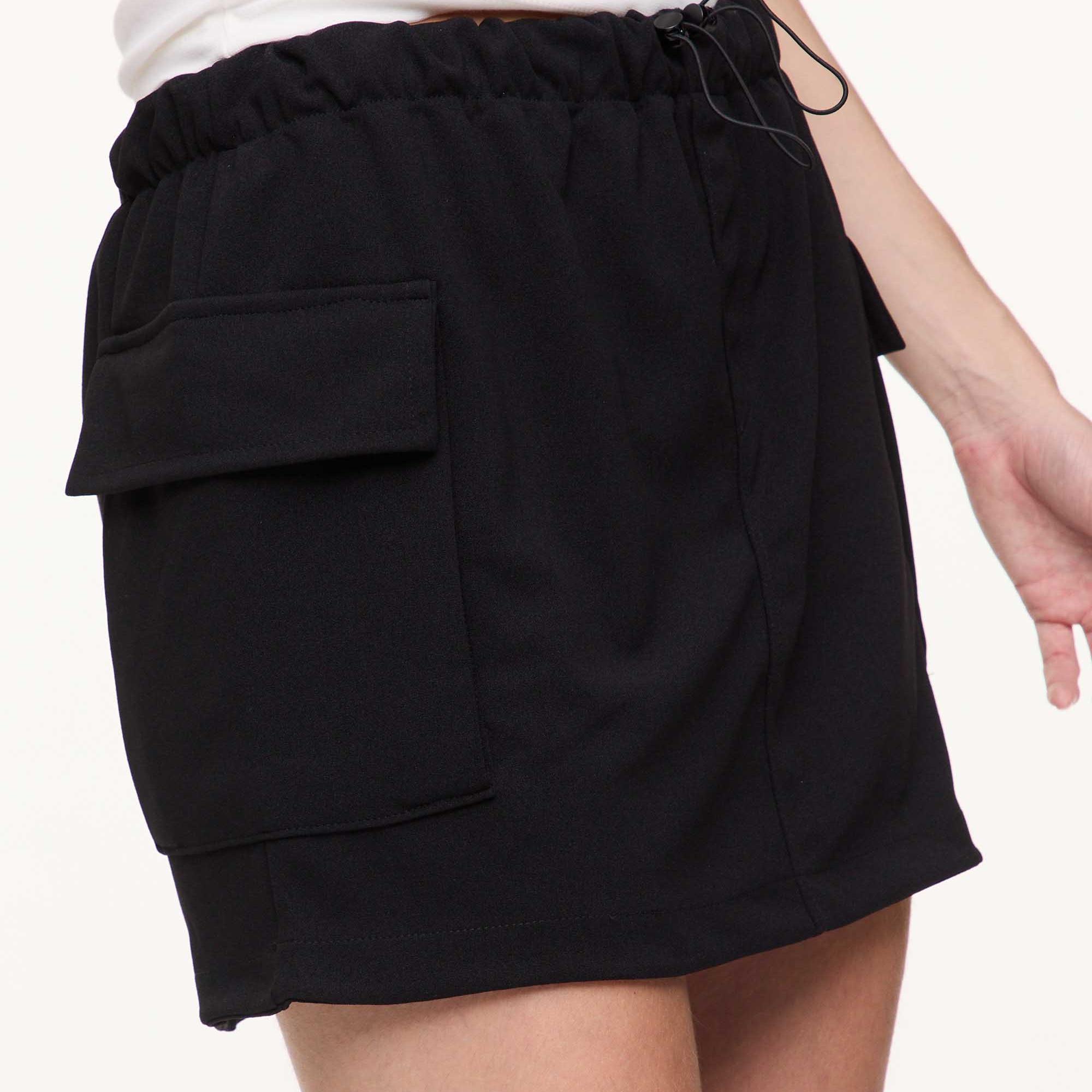 Saia De Malha Curta Com Bolsos Cargo