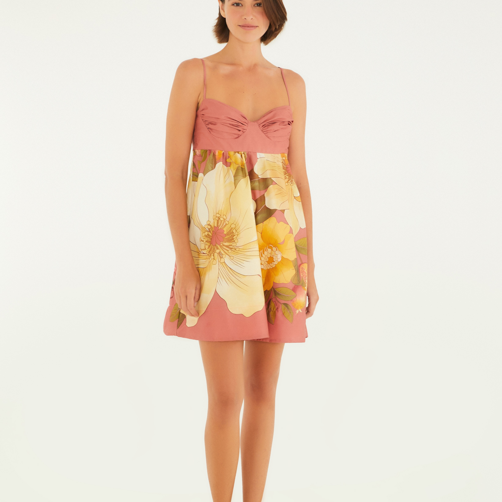 Vestido Curto Alça Estampado Romance De Flor Localizado
