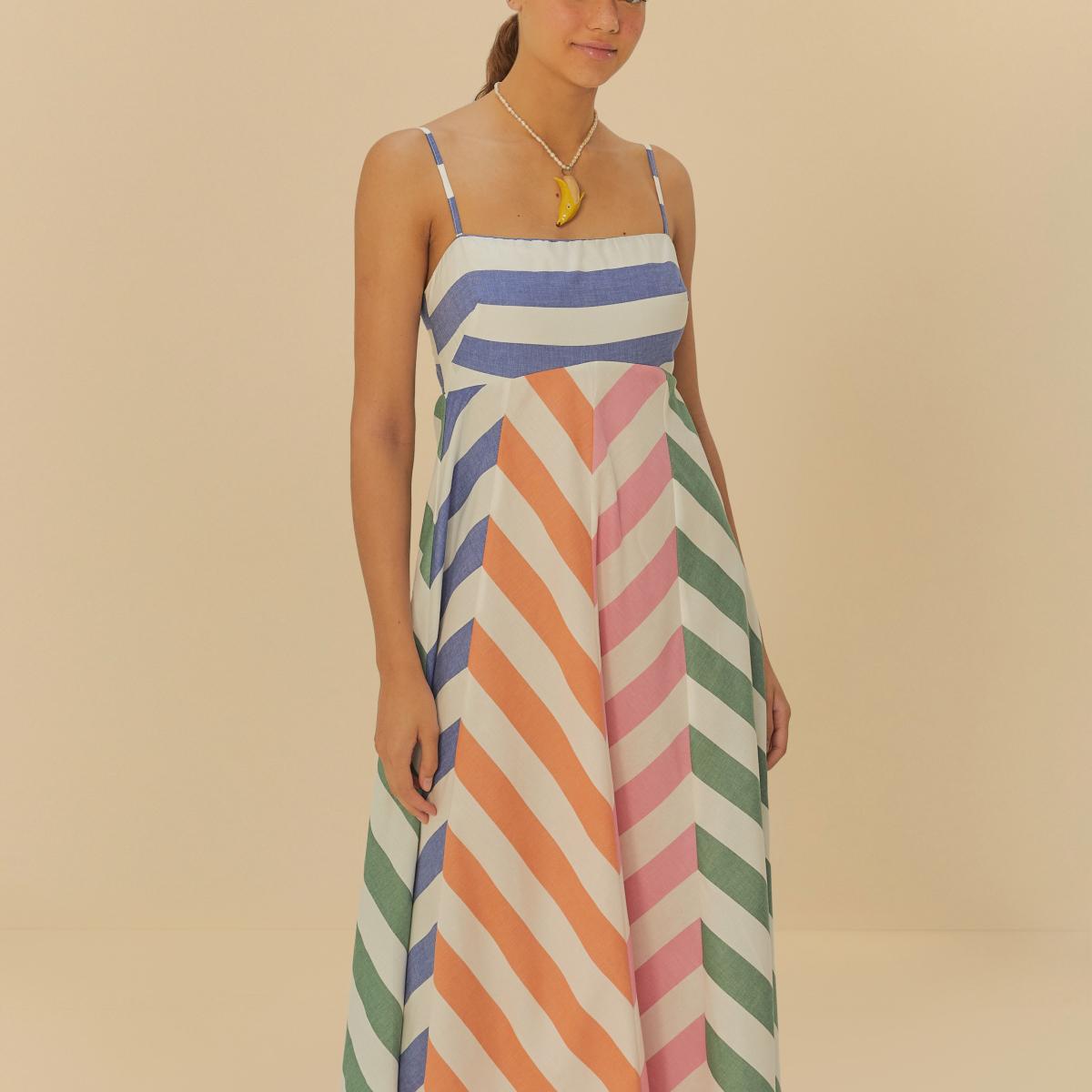 Vestido Patch Estampado Mistura De Listra Vestido Patch Estampado Mistura De Listra