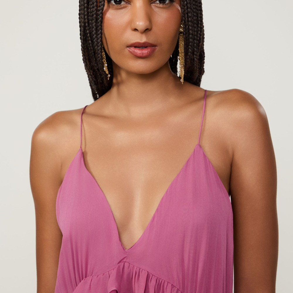 Vestido Curto Babados