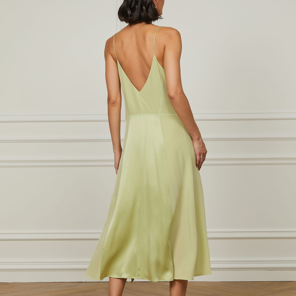 Vestido De Seda Midi Verde Com Aplicação De Renda