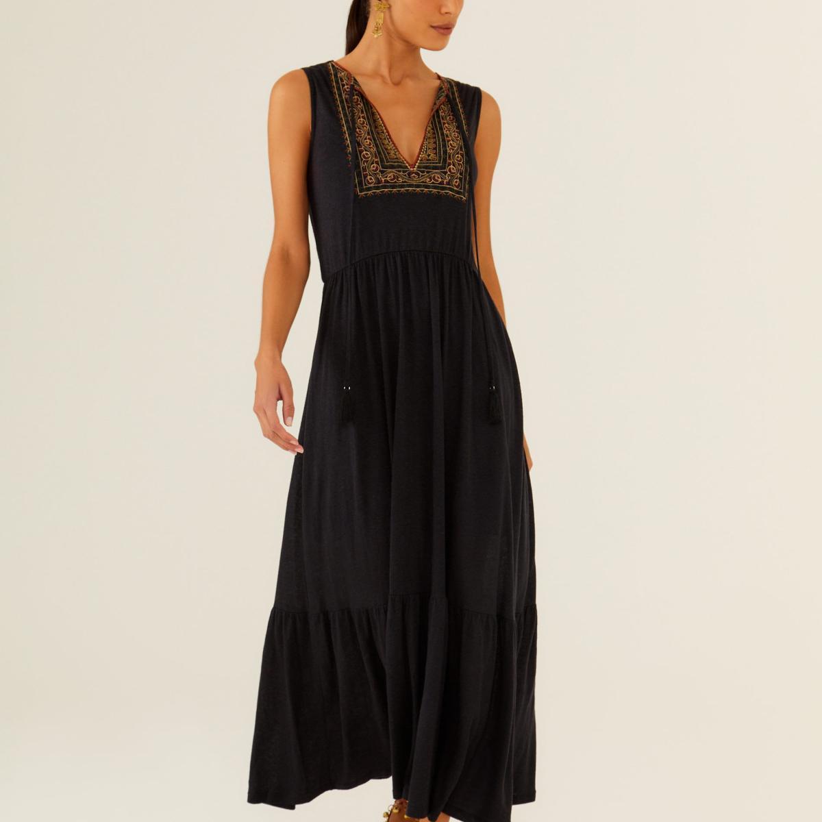 Vestido Midi Pala Bordada