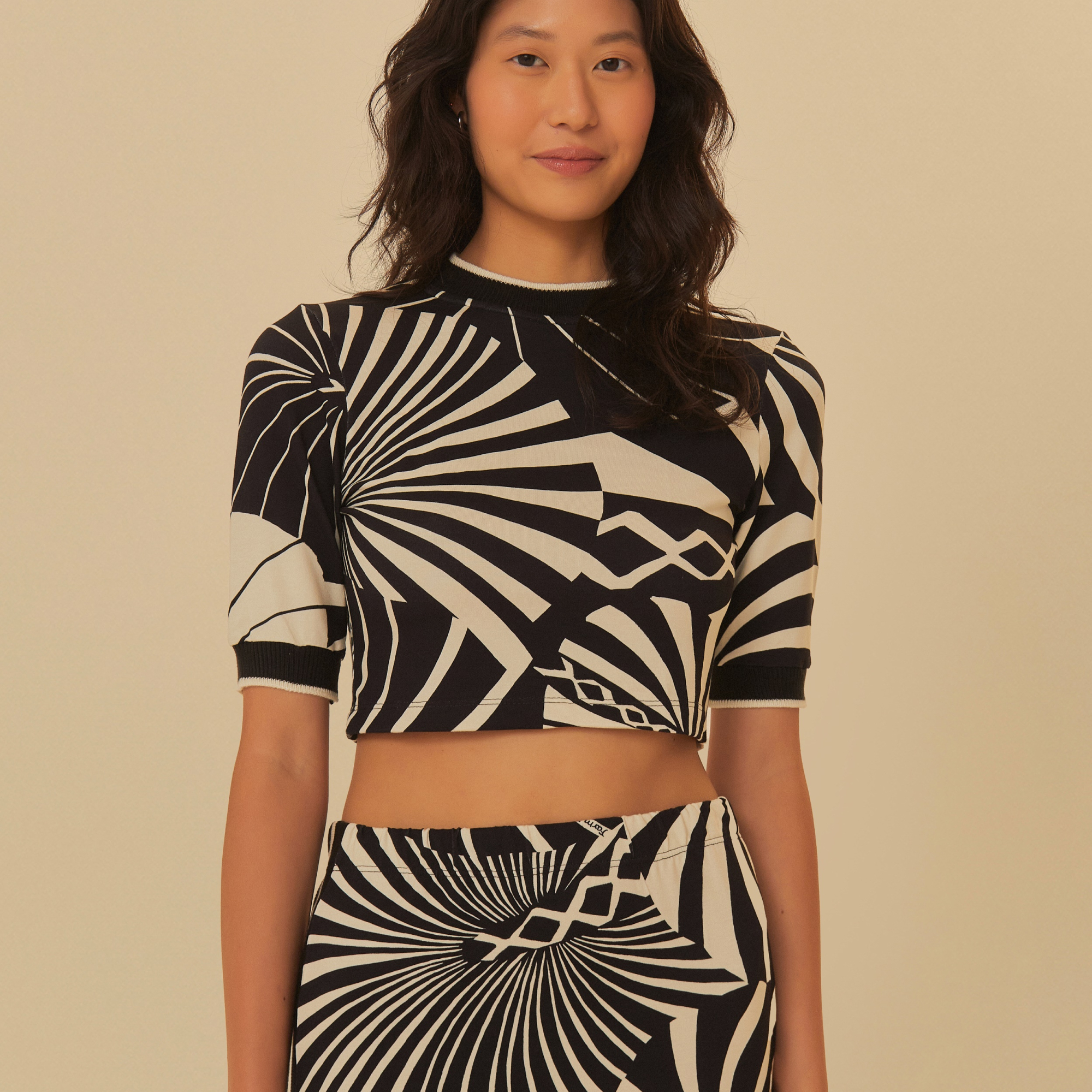 Blusa Retilínea Estampada Coqueiro Gráfico