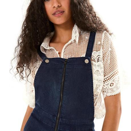 Jardineira Flare Ziper Denim Jardineira Flare Ziper Denim