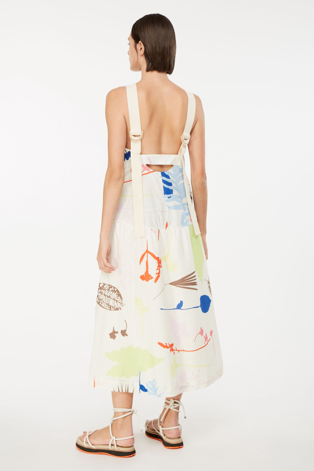 Vestido Jardineira Folhagem Memorias Cru