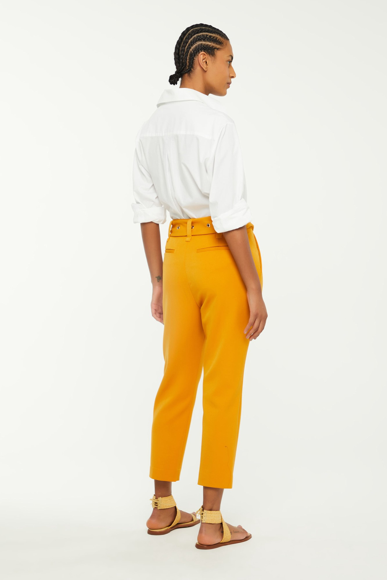 Calça De Alfaiataria Com Pregas e Fivela Forrada Amarelo