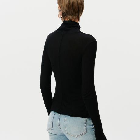 Blusa Ml Gola Alta De Rib Blusa Ml Gola Alta De Rib