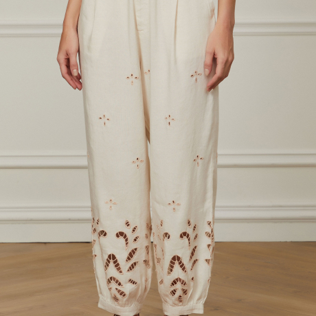 Calça Like Linen Bordado Richelieu