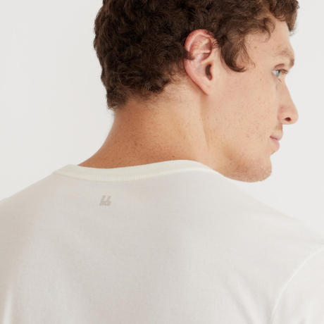Camiseta o Resto e Mar