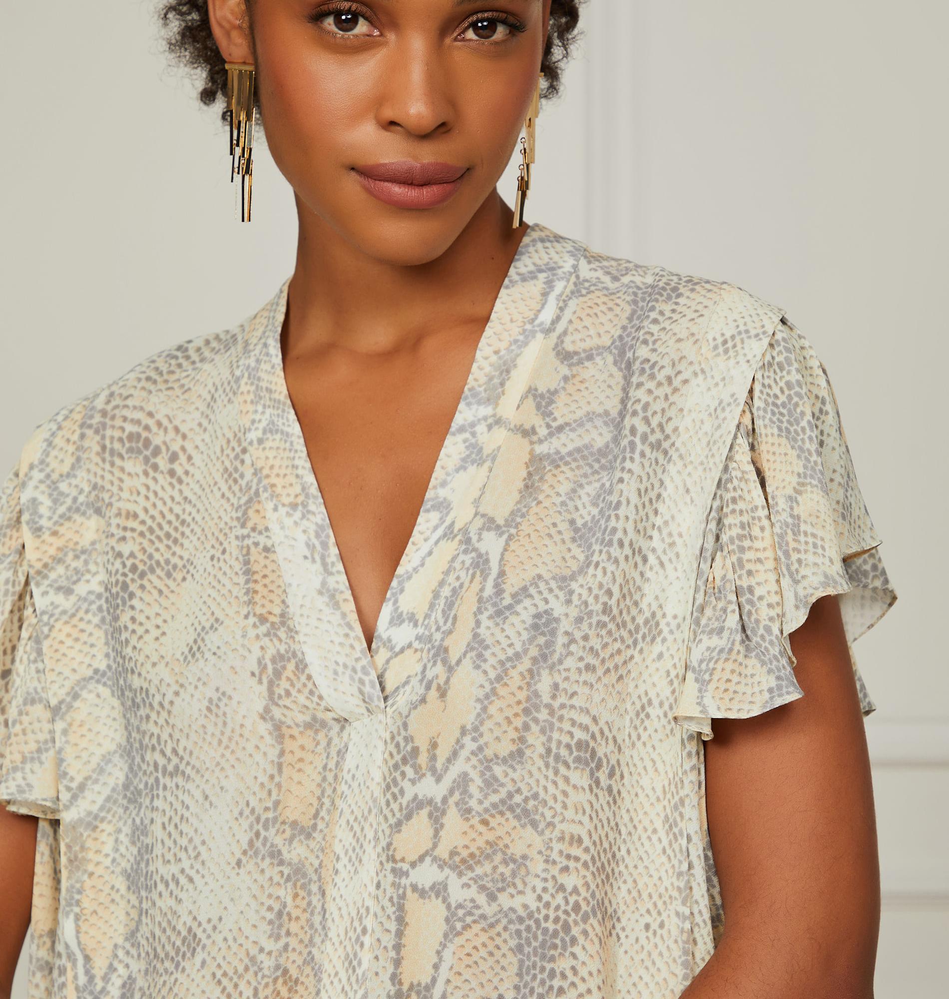 Blusa De Georgette Pesado Manga Curta Estampado Blusa De Georgette Pesado Manga Curta Estampado