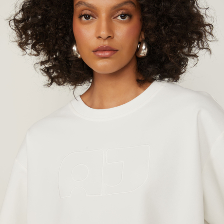 Blusa De Moletom Com Barra a Fio e Logo Bordado