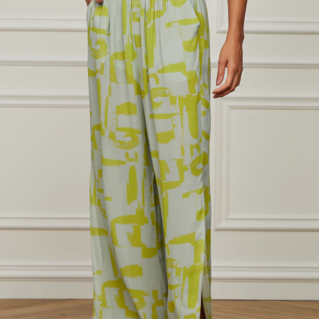 Calça De Georgette Pesado Pantalona Com Fenda Estampada