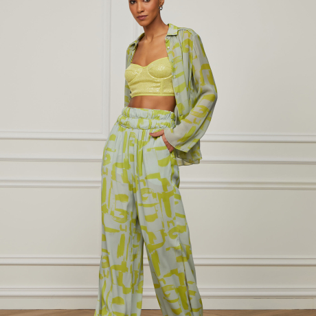 Calça De Georgette Pesado Pantalona Com Fenda Estampada