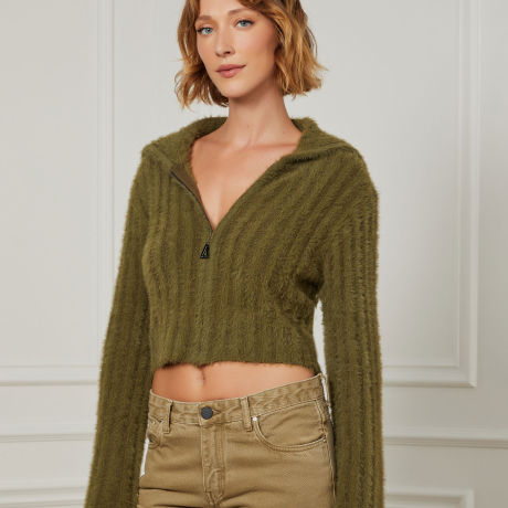 Cardigan De Tricot Pelinho Com Vista De Ziper