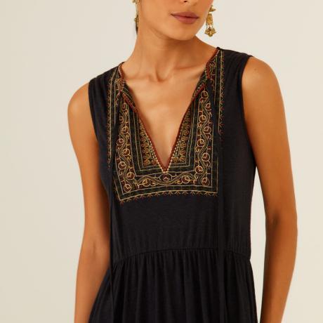 Vestido Midi Pala Bordada Vestido Midi Pala Bordada