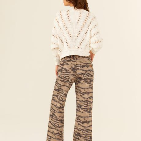 Calça Sarja Barra Desfiada Estampa Tiger Calça Sarja Barra Desfiada Estampa Tiger